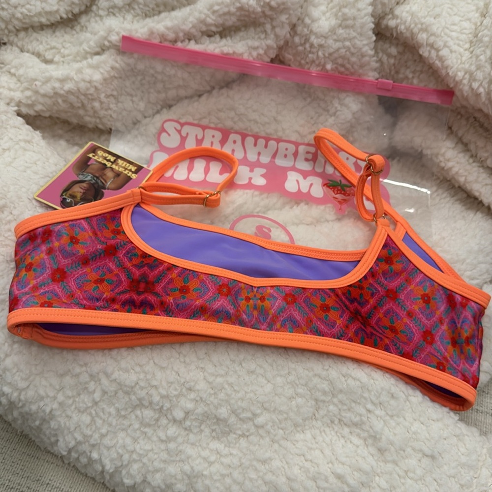 Strawberry Milk Mob Pixie Top Small BNWT SOLD OUT - Picture 7 of 10